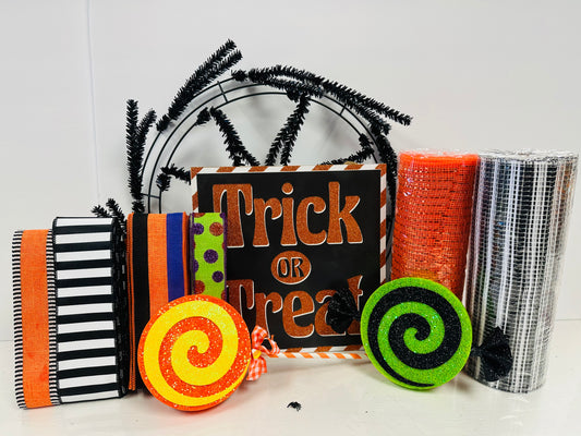 Wreath Kit - Trick or Treat Halloween DIY Wreath Kit