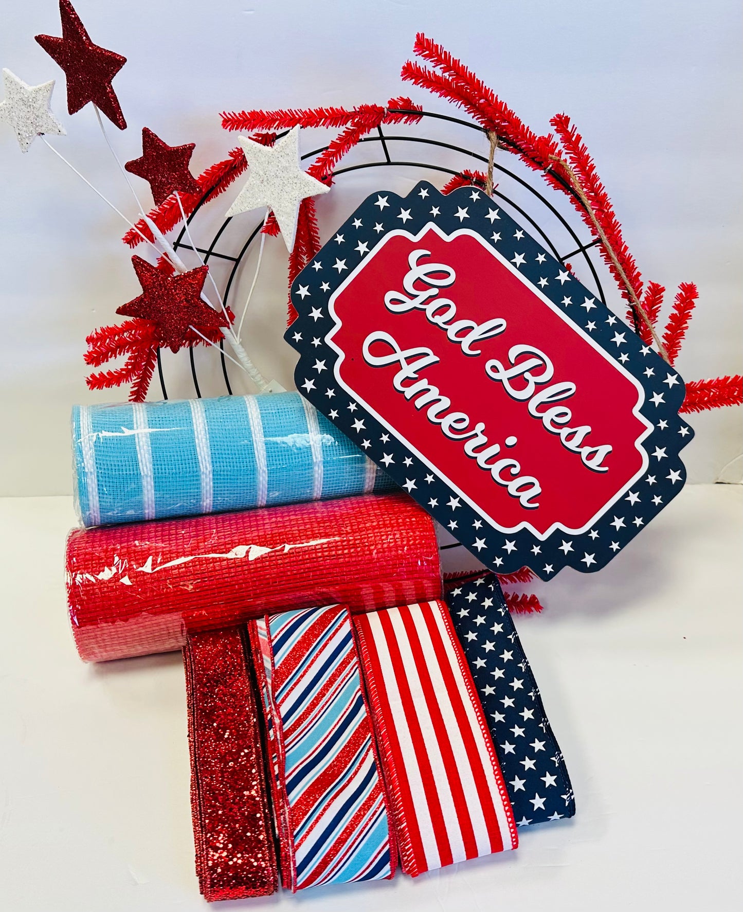 God Bless America Patriotic DIY Wreath Kit