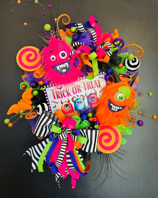 24"L x 5"W x 3"D Hot Pink Furry Monster Spray