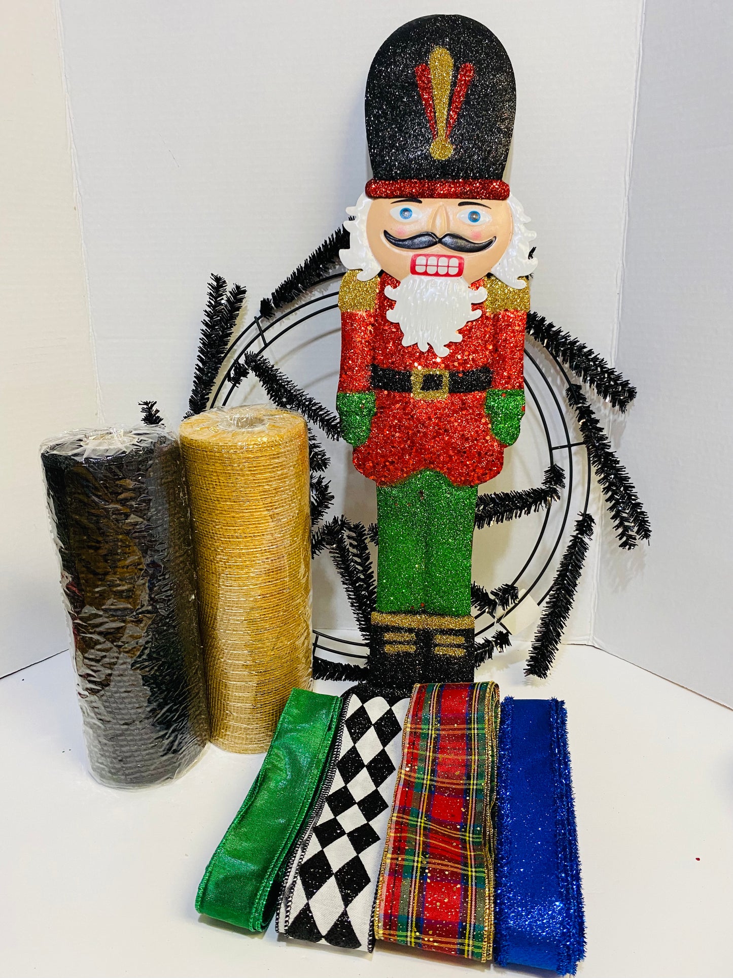 Party Kit - Nutcracker Deco Mesh