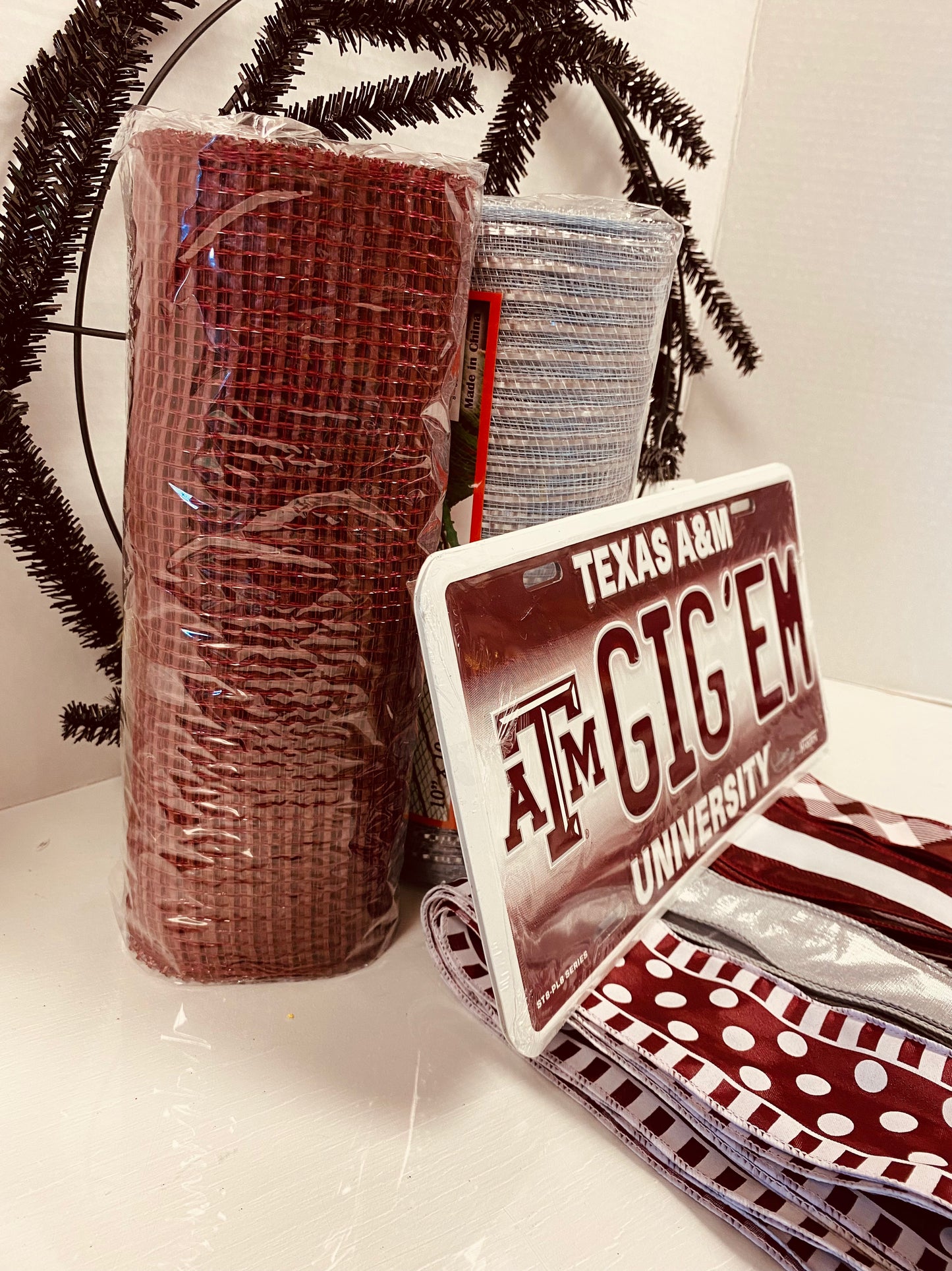 TX Aggie Wreath Party - Gig 'Em Sign