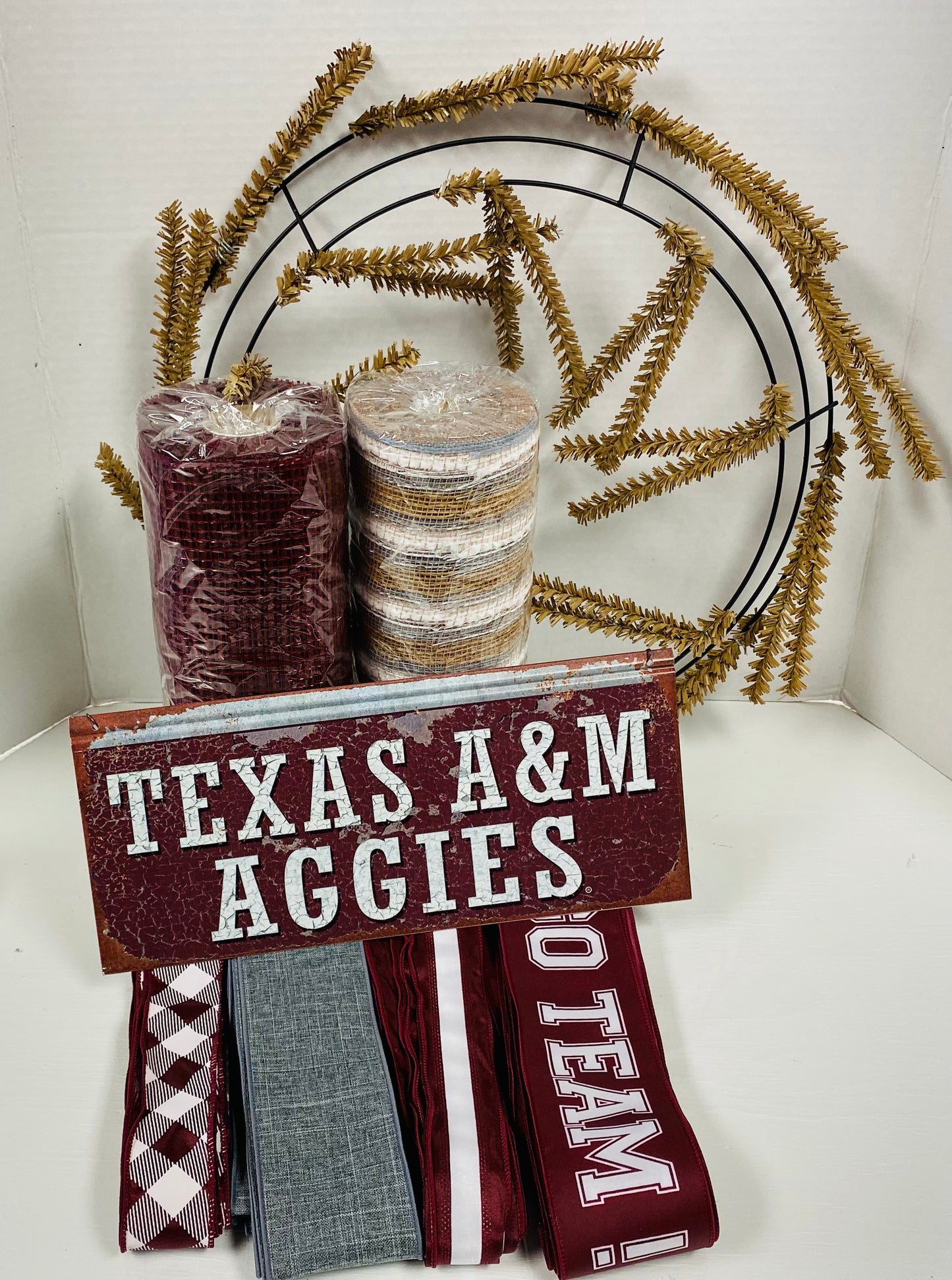 TX Aggie Wreath Party - Texas A&M Aggies Sign