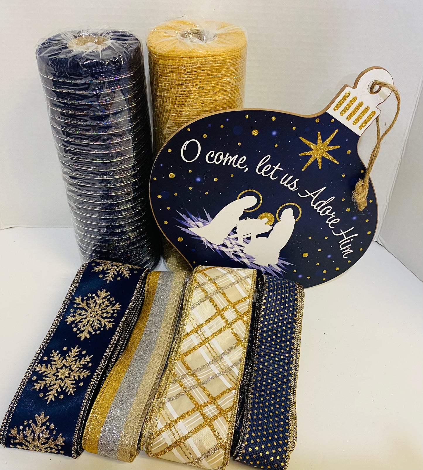 Party Kit - Oh Come, Let Us Adore Him