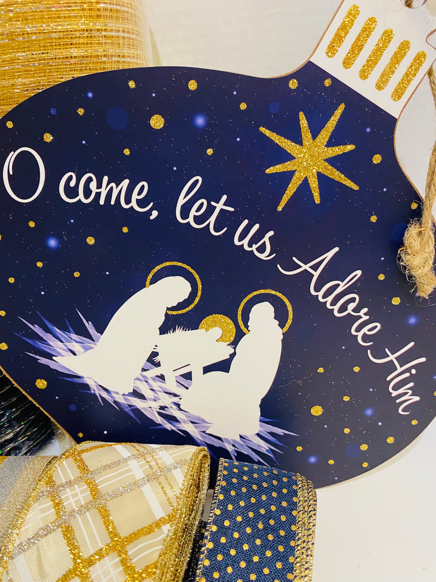 Party Kit - Oh Come, Let Us Adore Him