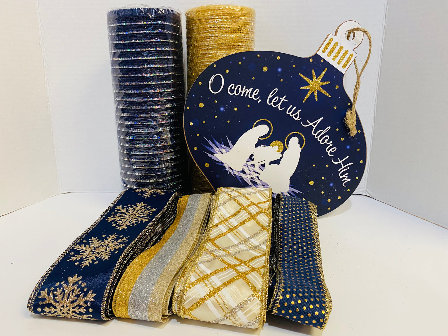 Party Kit - Oh Come, Let Us Adore Him