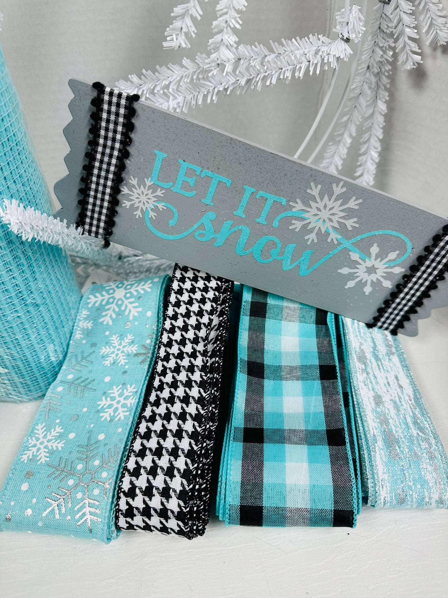 Wreath Kit - Let It Snow