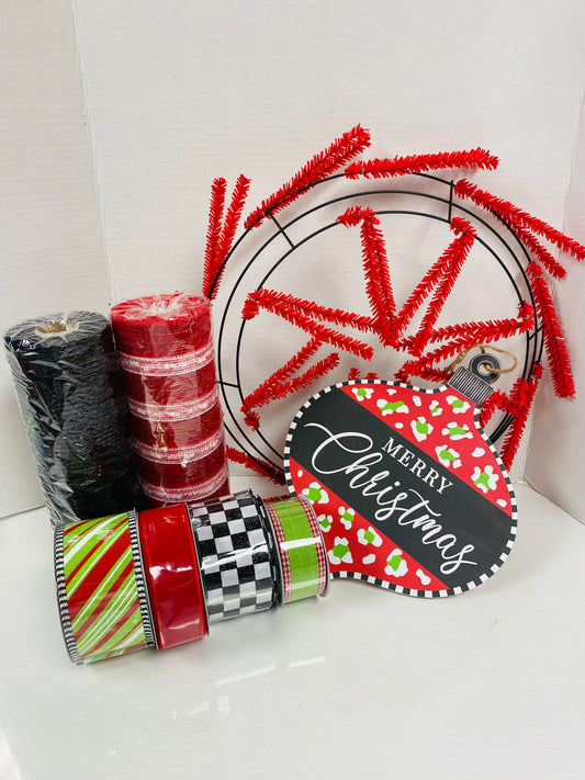 Merry Christmas! Ornament Winter Wreath Kit