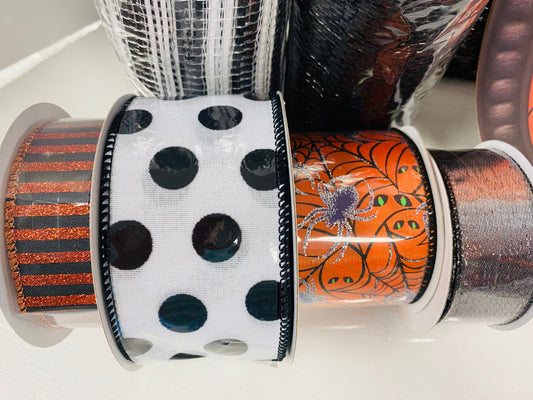 Trick or Treat Halloween Wreath Kit