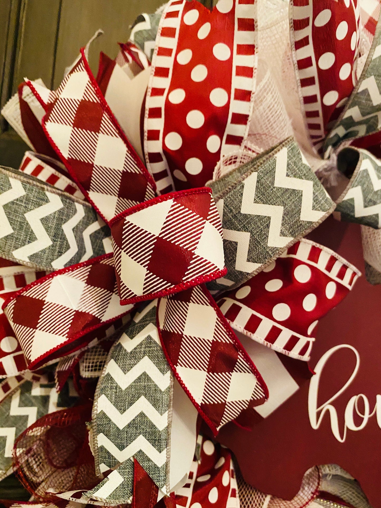 Howdy Wreath, Texas Aggie Wreath, Howdy Door Decor, Aggie Wreath, Texas A and M Wreath, Maroon and White Decor, Aggie Decor, Howdy Decor