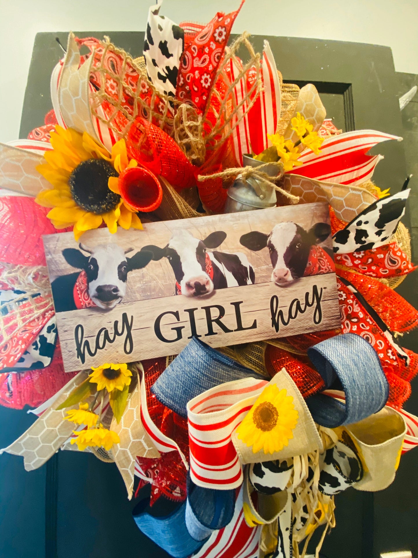Hay Girl Hay Wreath, Cow Wreath, Farmhouse Wreath, Cow Decor, Farmhouse Decor, Cow Decorations, Farmhouse Decorations, Everyday Door Decor