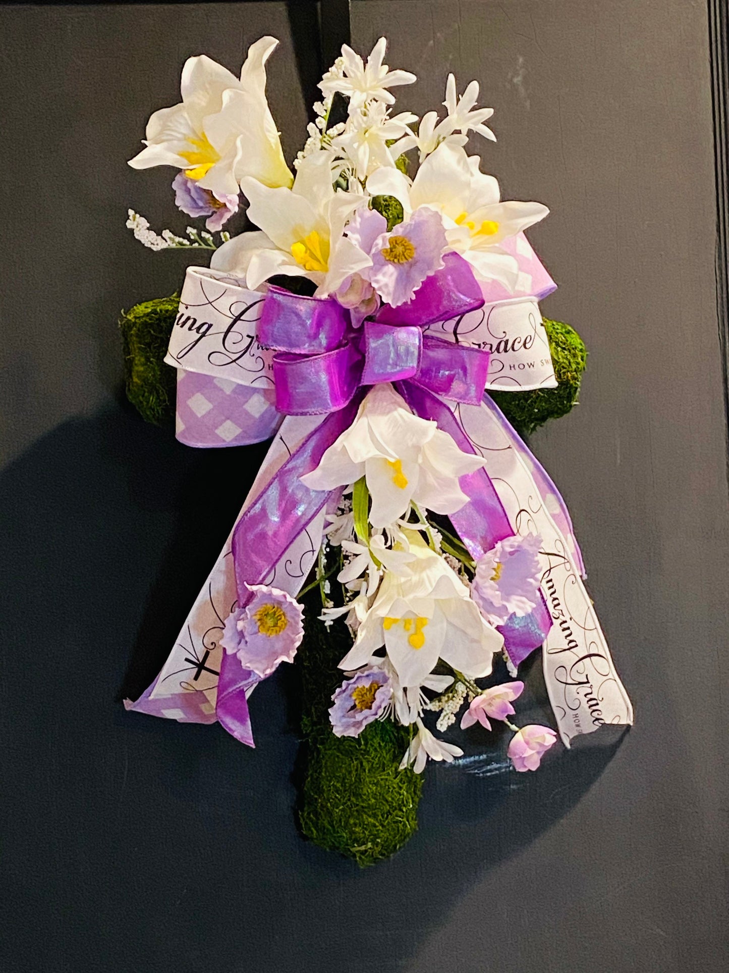 Beautiful Easter Lily Moss Cross