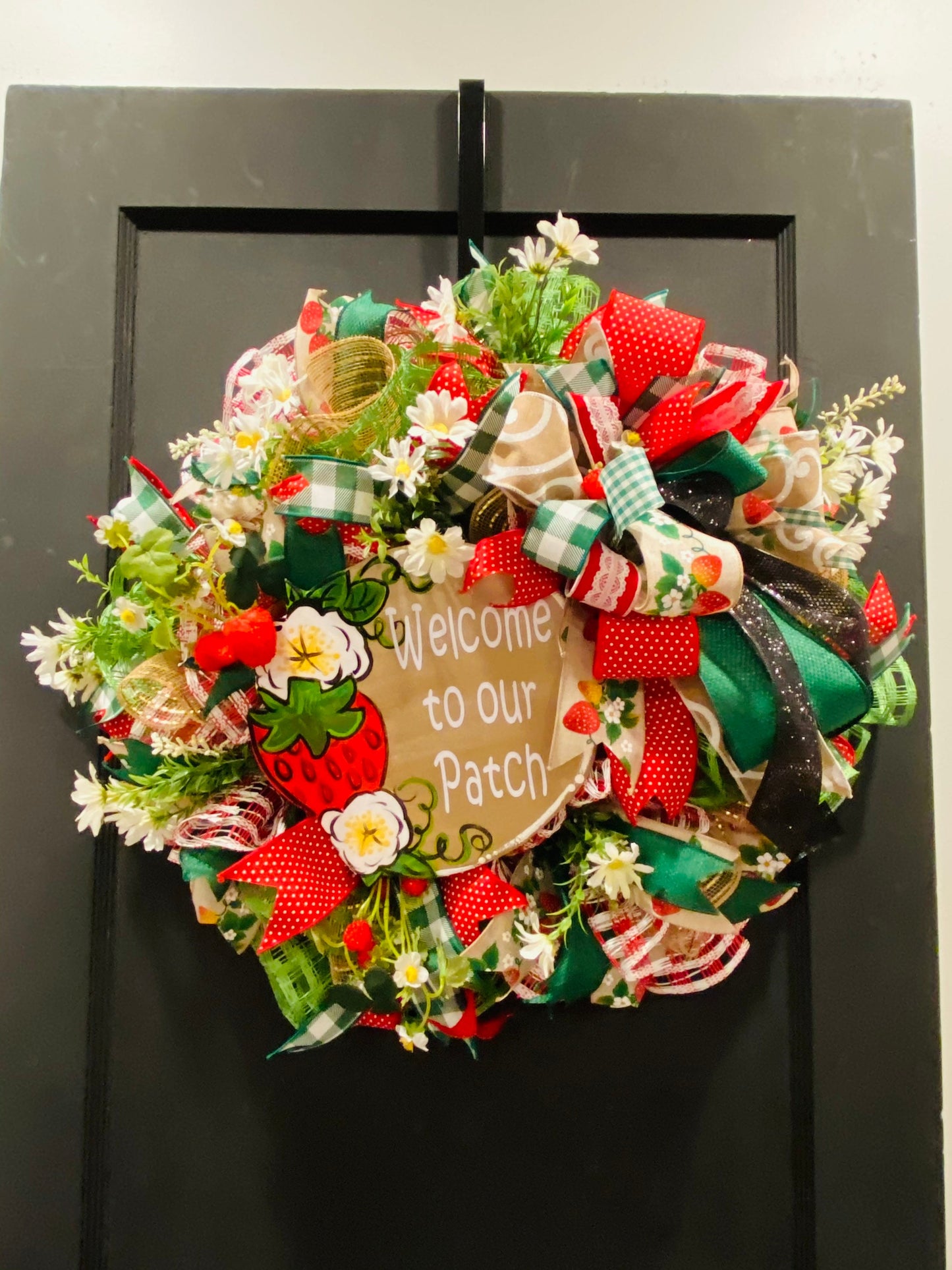 Strawberry Wreath, Summer Wreath, Welcome to our Patch Wreath, Strawberry Decorations, Everyday Wreath, Summer Door Decor, Front Door Decor