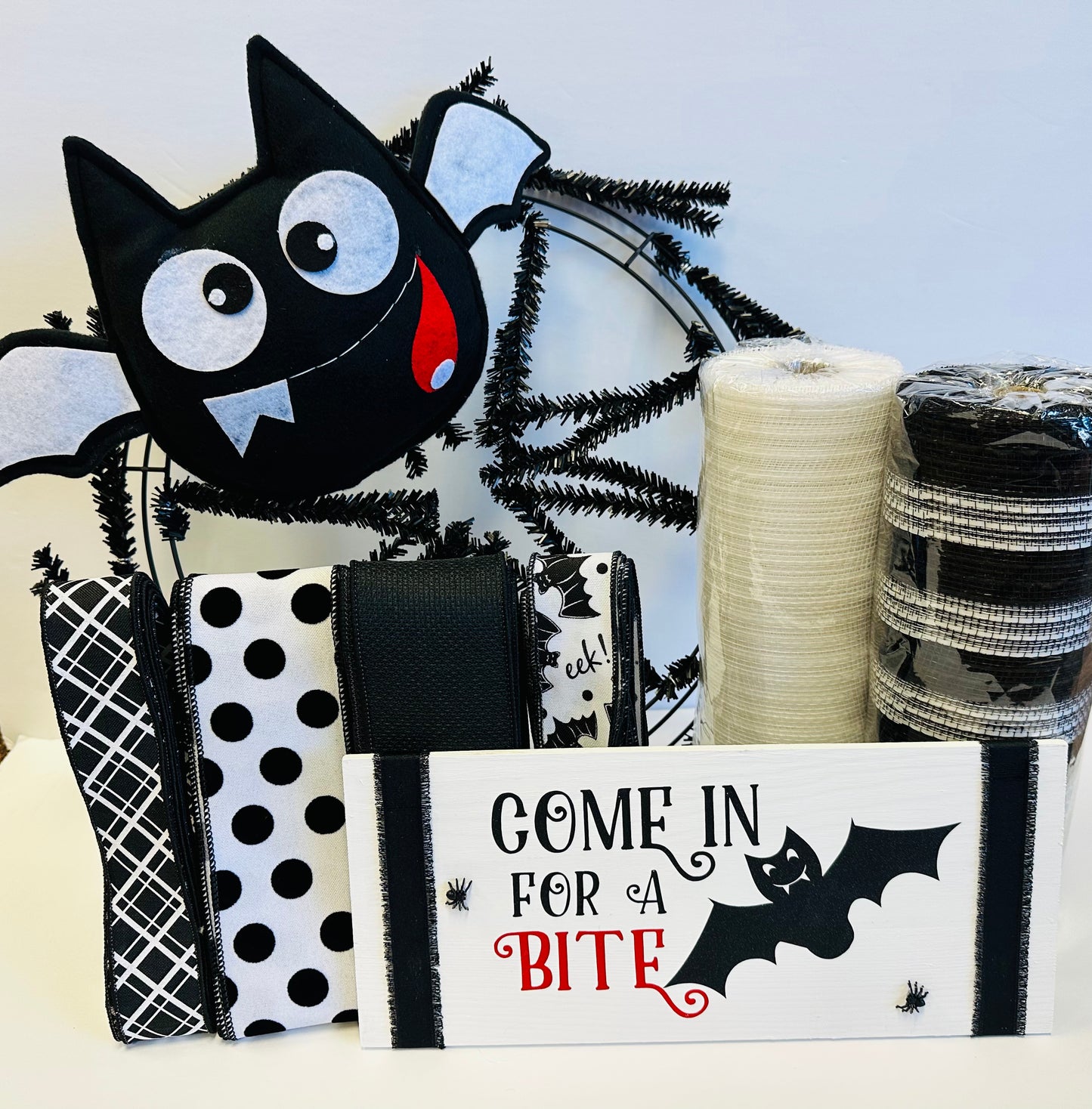 Party Kit - Come in For a Bite! Halloween Party Kit