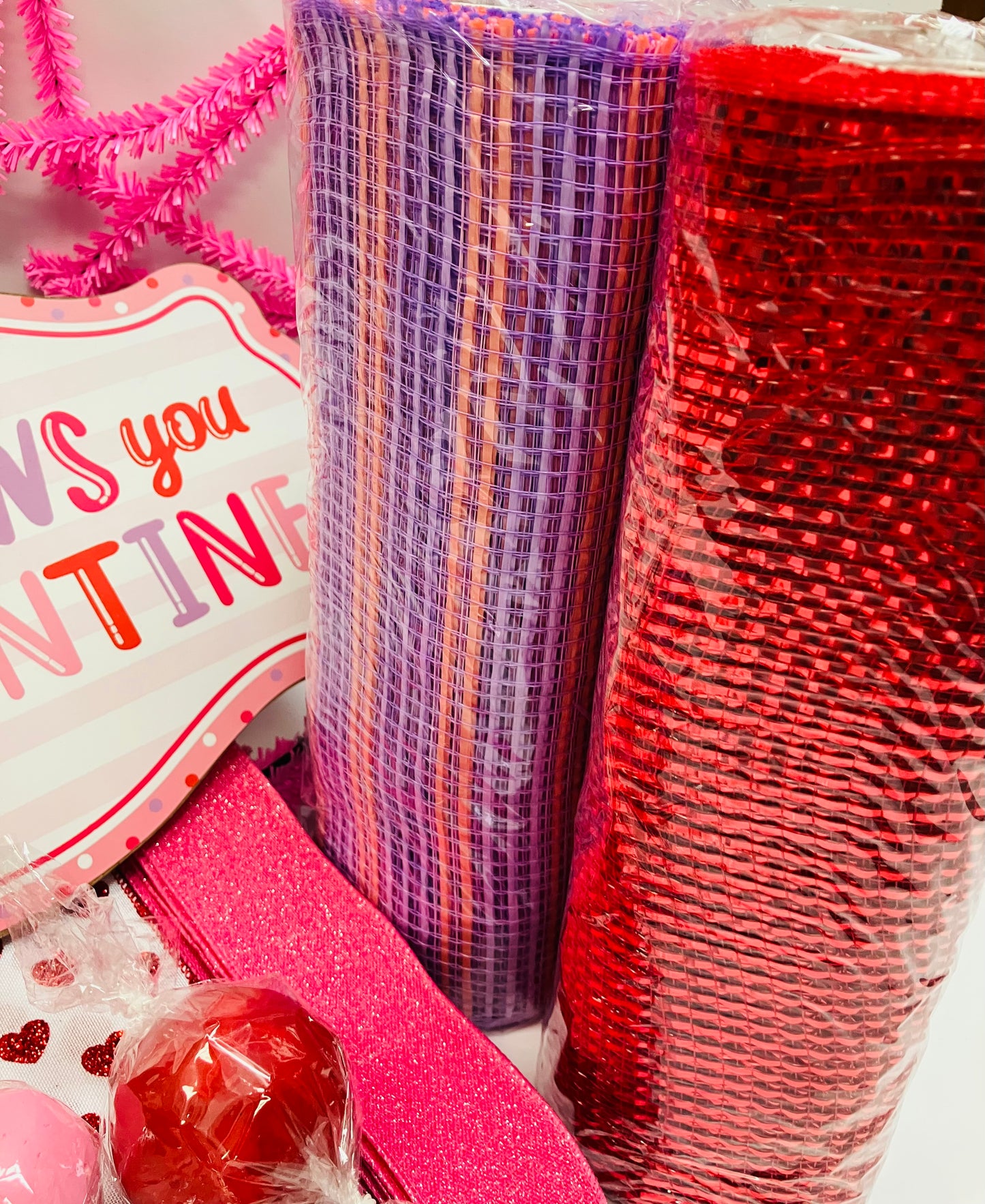 I Chews You, Valentine! DIY Wreath Kit