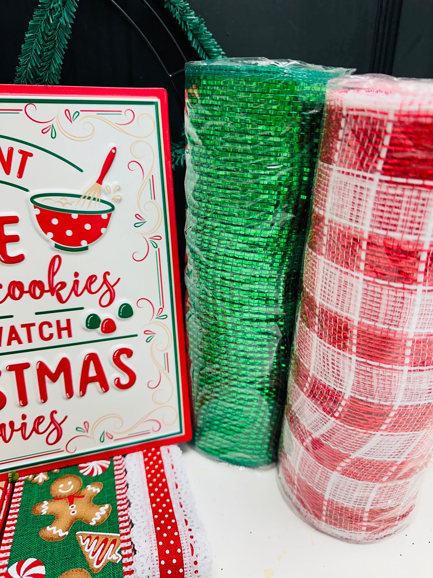 Party Kit - Sweet Gingerbread Cookies & Christmas Movies Holiday DIY Kit