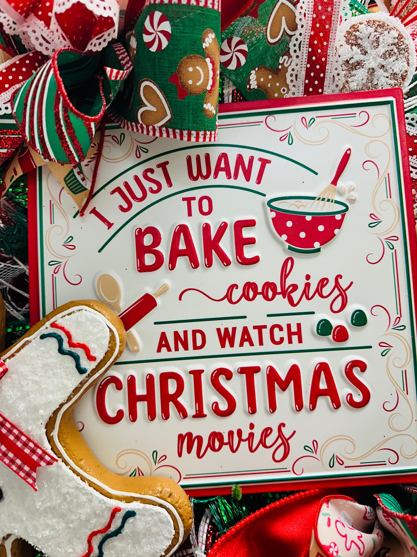 Party Kit - Sweet Gingerbread Cookies & Christmas Movies Holiday DIY Kit