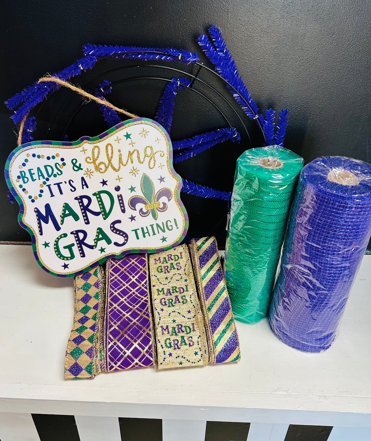 Beads, Bling, It's a Mardi Gras Thing! DIY Wreath Kit