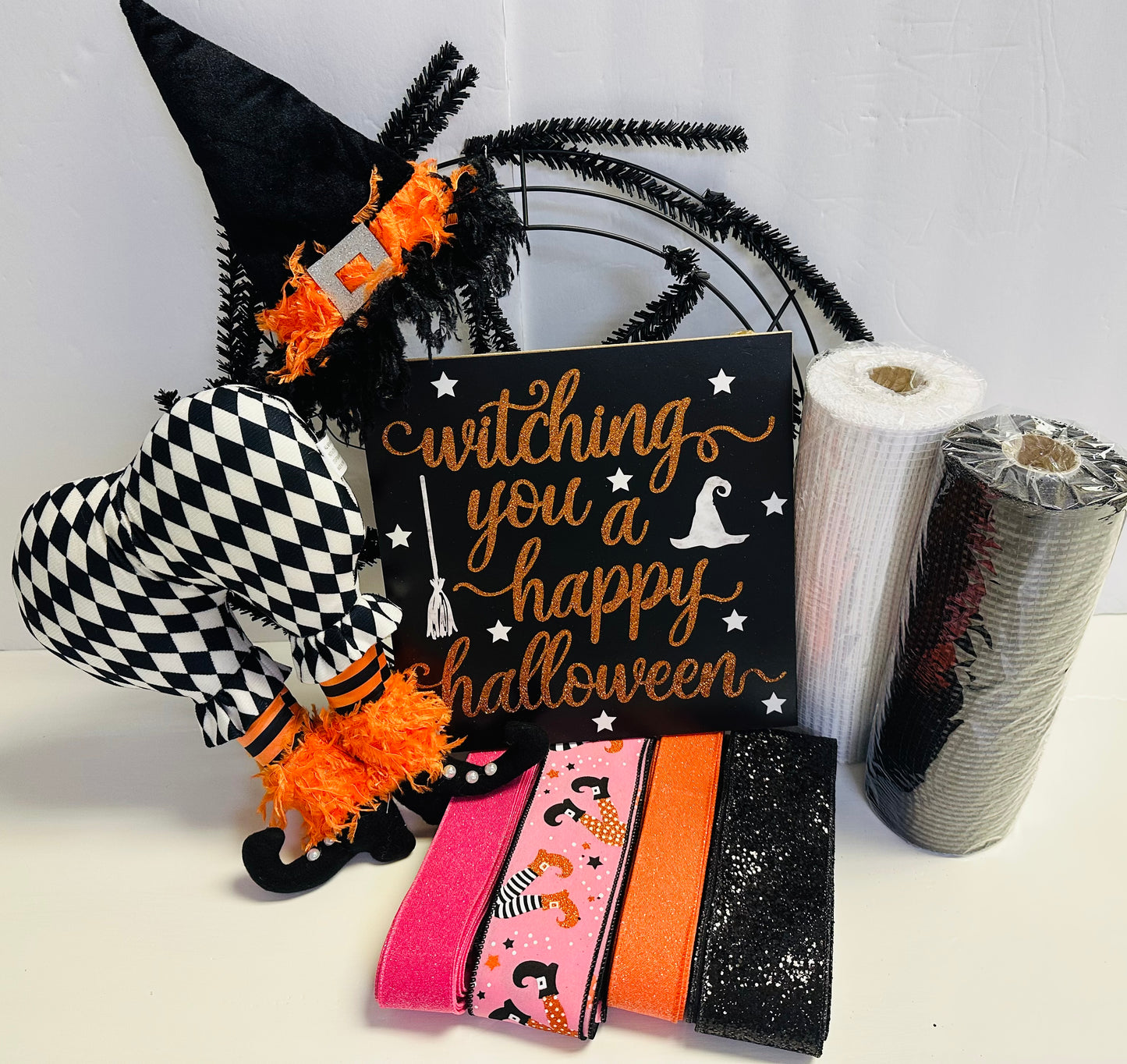 Harlequin Witch Halloween DIY Wreath Kit