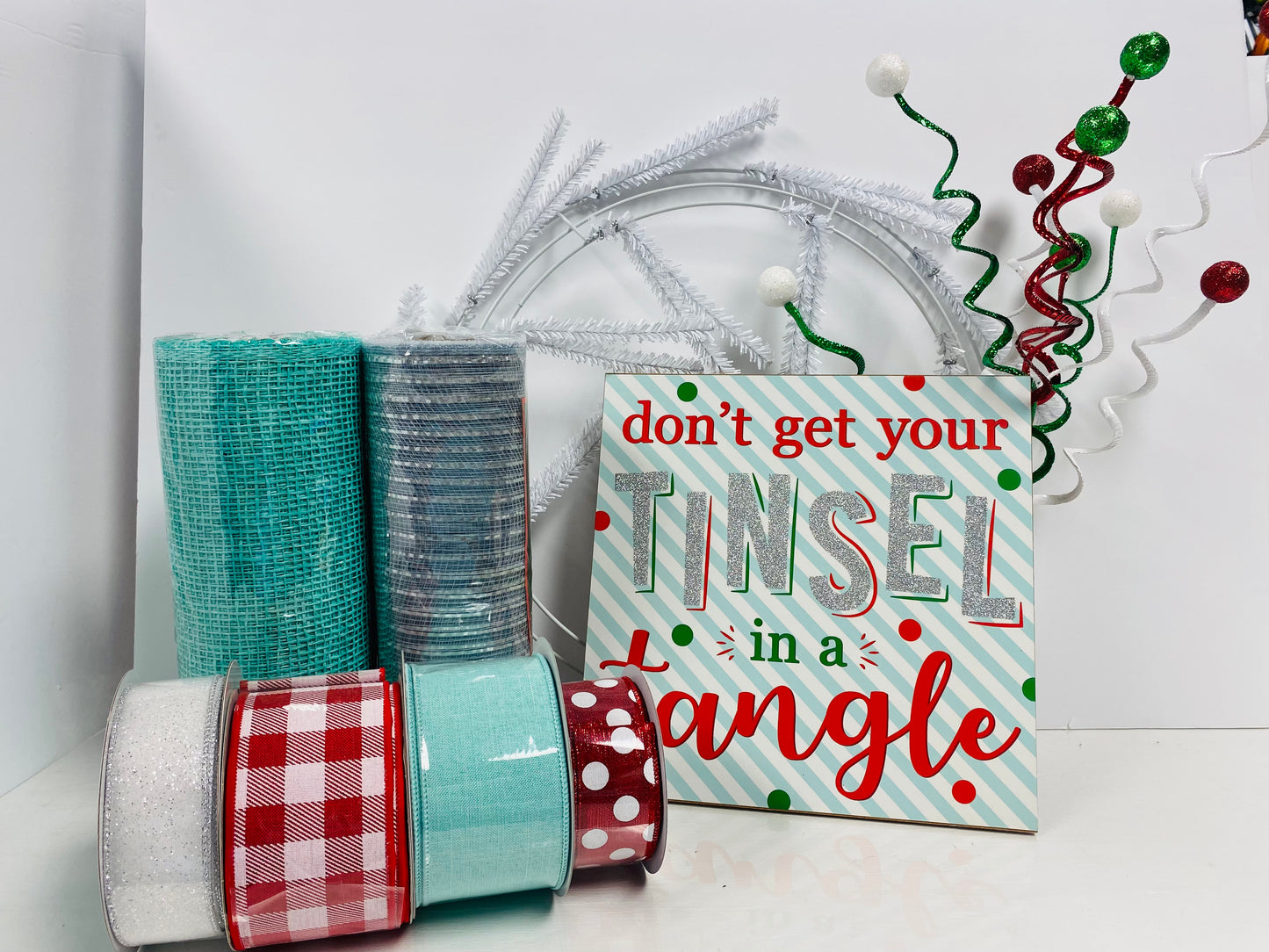 Party Kit - Don't Get Your Tinsel in a Tangle! Christmas Winter Wreath