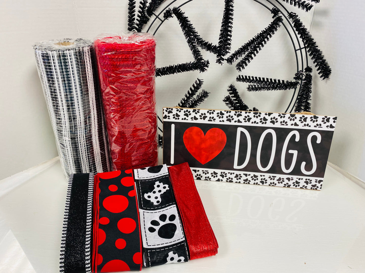 Party Kit - I Love Dogs Wreath