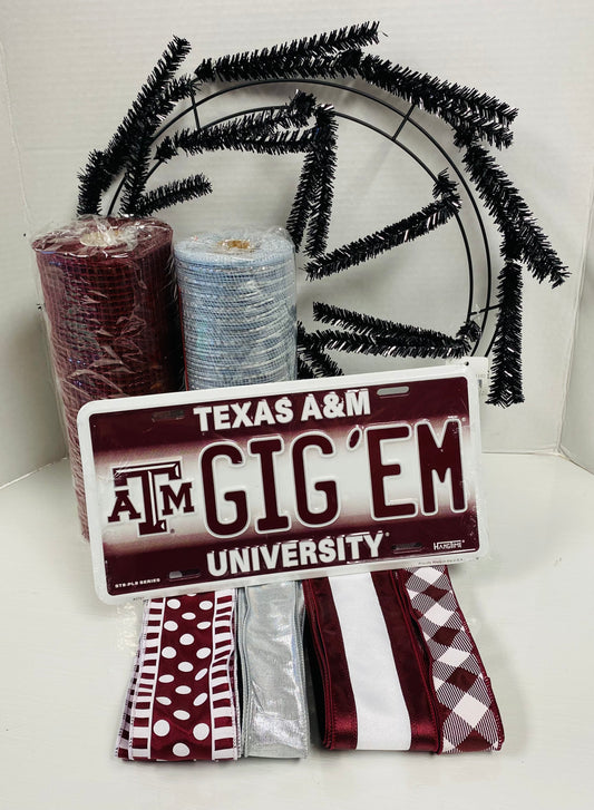 TX Aggie Wreath Party - Gig 'Em Sign