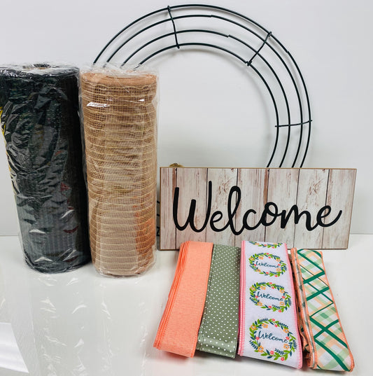 Peachy Keen "welcome" Wreath Kit