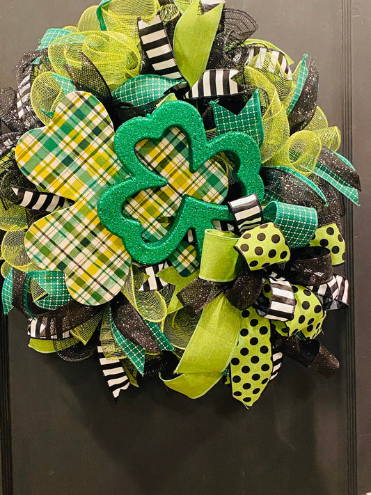 St. Patrick’s Day Wreath, Clover Wreath, Lucky Wreath, Green and Black Wreath, St. Patrick’s Day Decor, St. Patrick’s Day Decorations