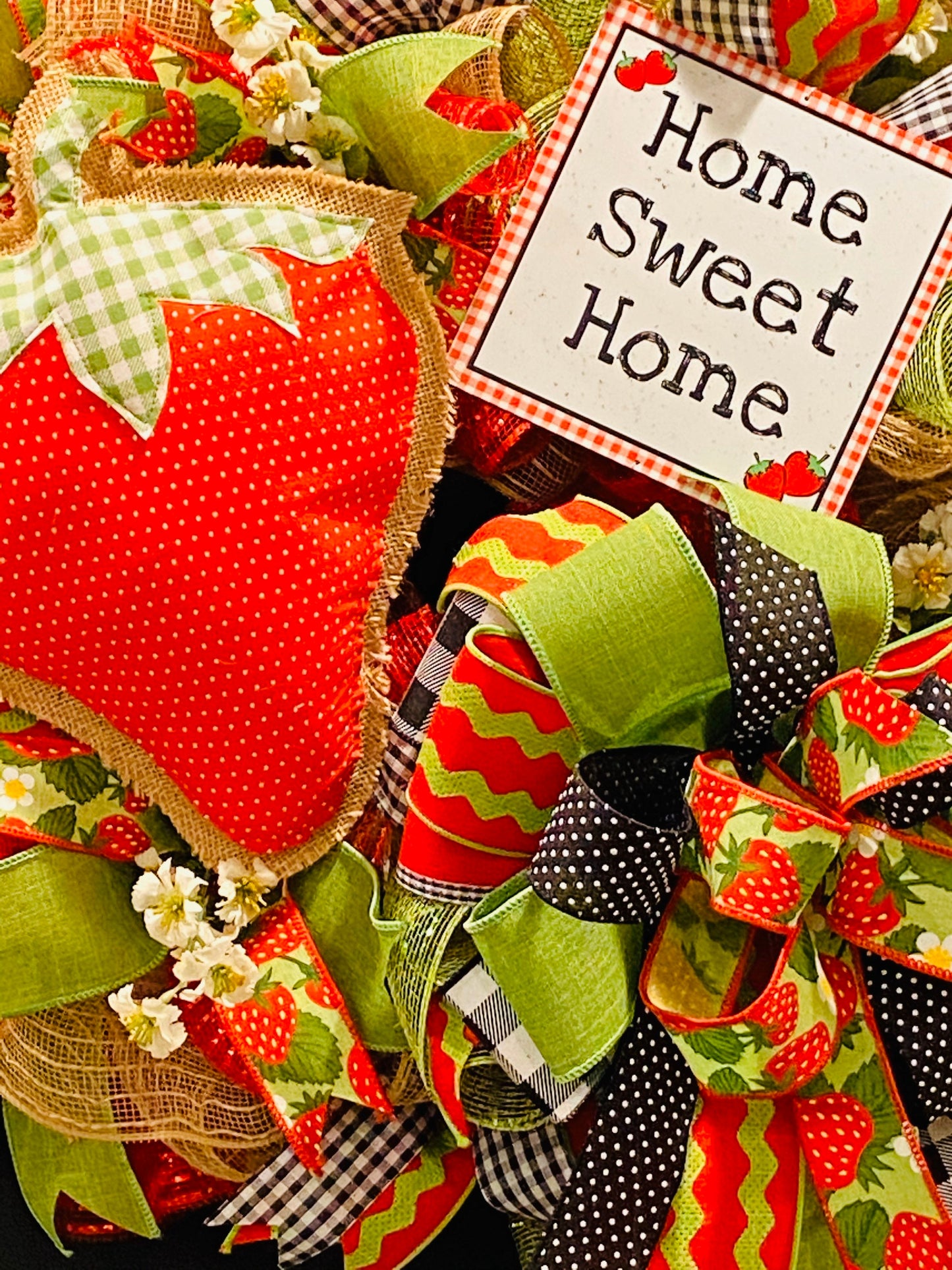 Strawberry Wreath, Summer Wreath, Home Sweet Home Wreath, Strawberry Decorations, Everyday Wreath, Summer Door Decor, Front Door Decor