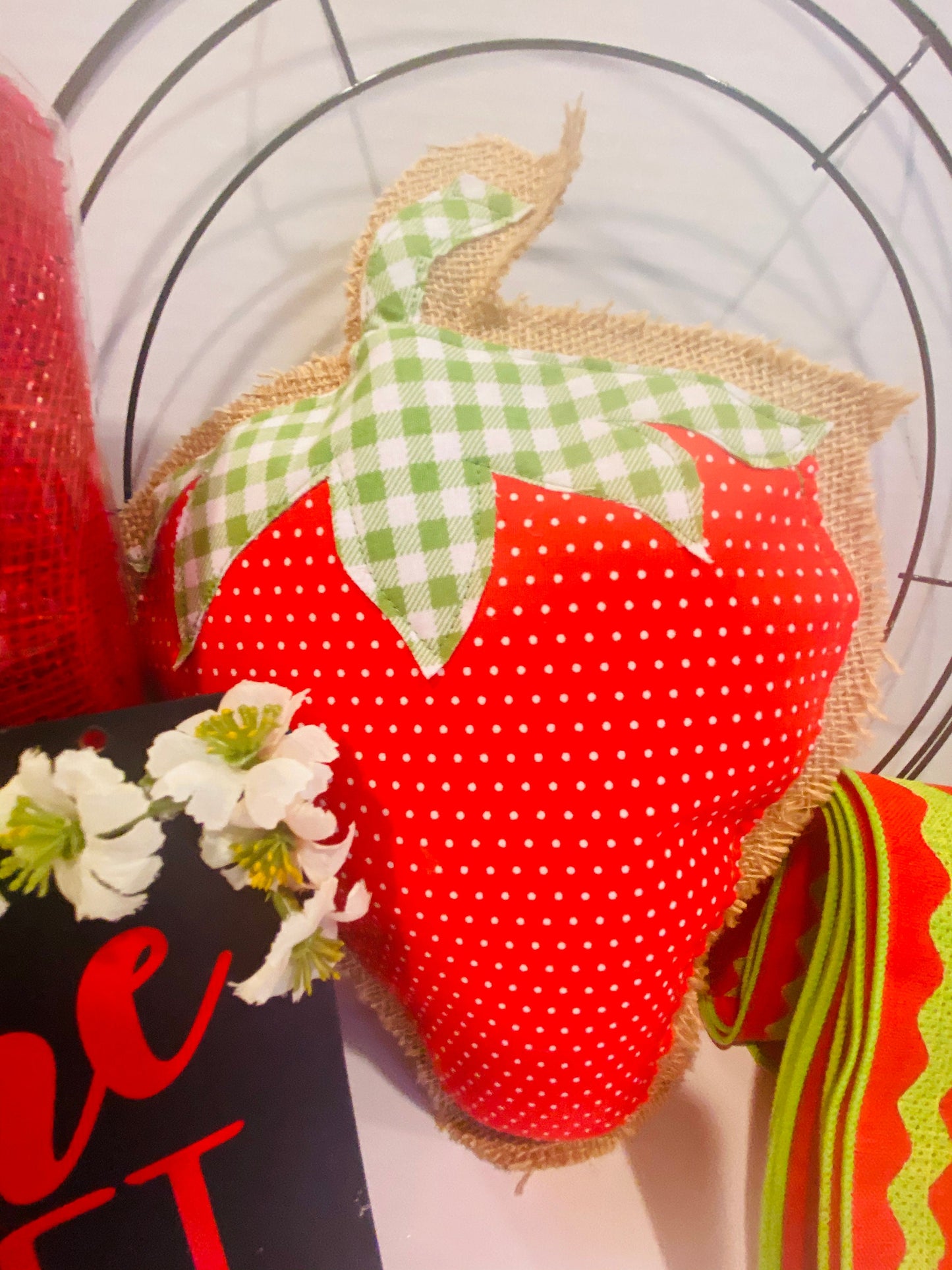 Summer Strawberry DIY Wreath Kit