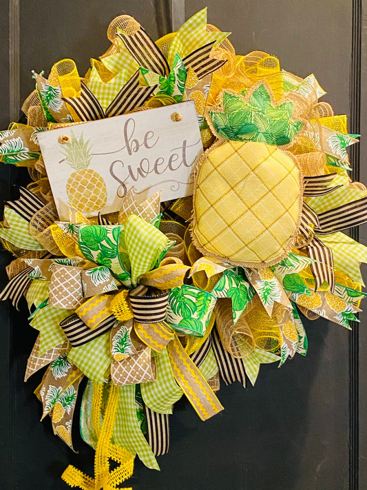 Be Sweet Pineapple Everyday Wreath