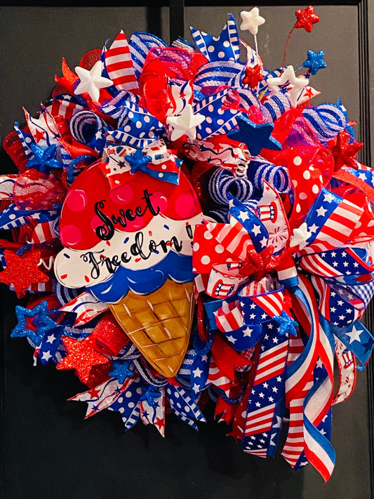 Memorial Day & 4th of July Patriotic Ice Cream Cone Wreath,Military Wreath