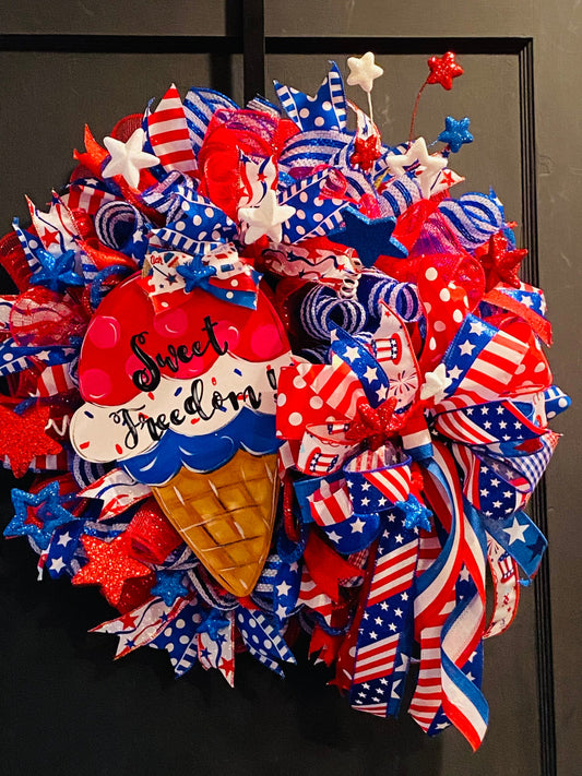 Memorial Day & 4th of July Patriotic Ice Cream Cone Wreath,Military Wreath