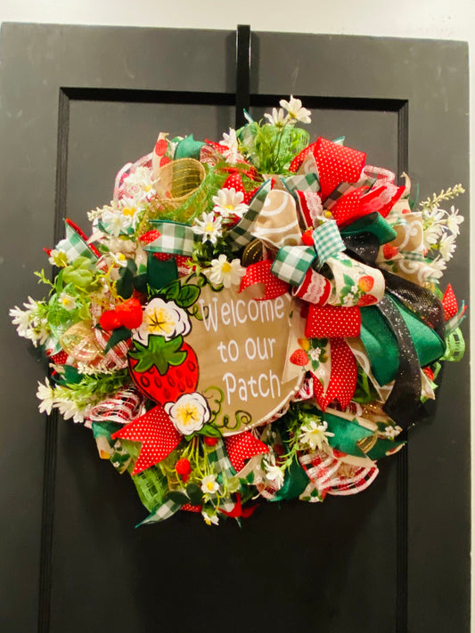 Strawberry Wreath, Summer Wreath, Welcome to our Patch Wreath, Strawberry Decorations, Everyday Wreath, Summer Door Decor, Front Door Decor